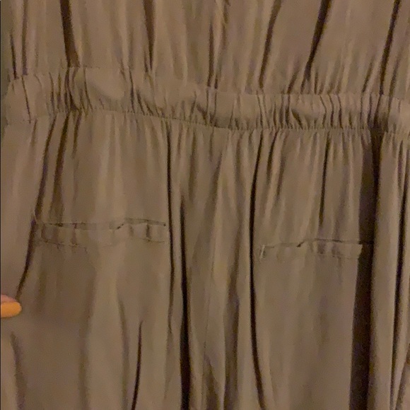 Tan Casual Jumpsuit, Sz Medium, with Pockets - Picture 7 of 7